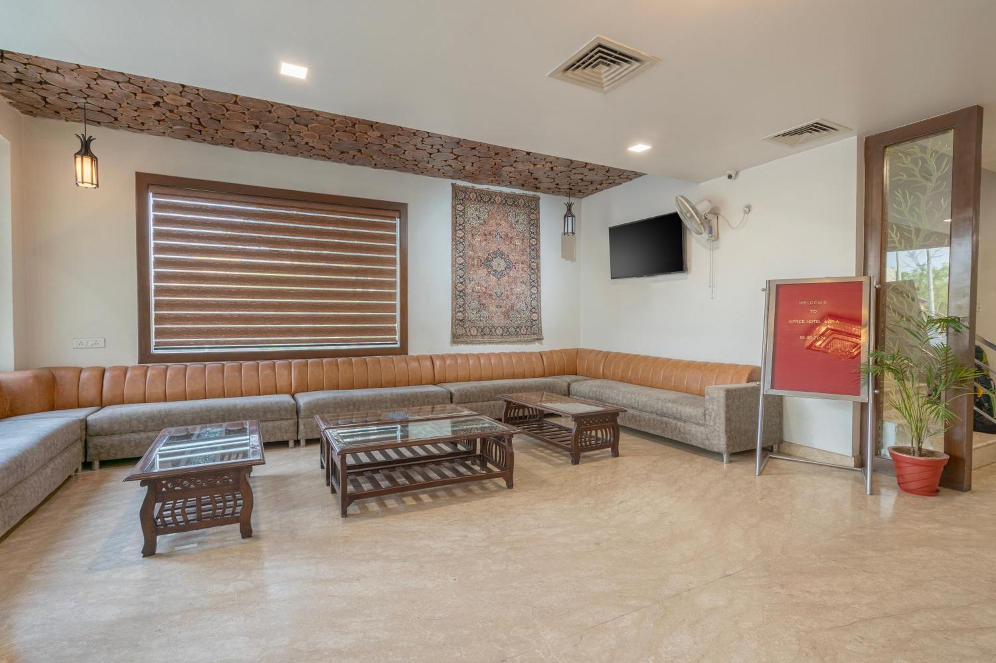 Spree Hotel Agra - Walking Distance To Tajmahal 외부 사진