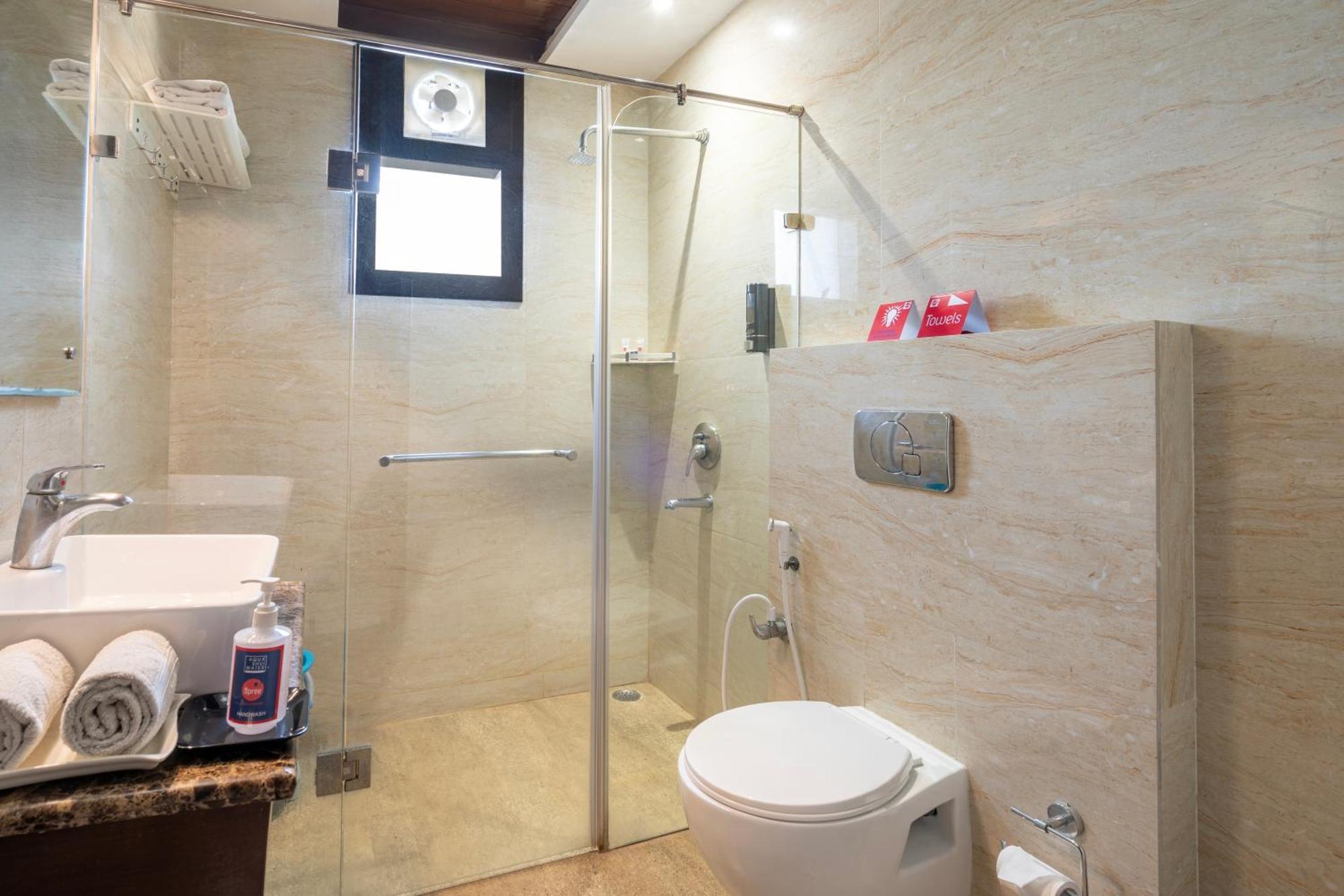 Spree Hotel Agra - Walking Distance To Tajmahal 외부 사진