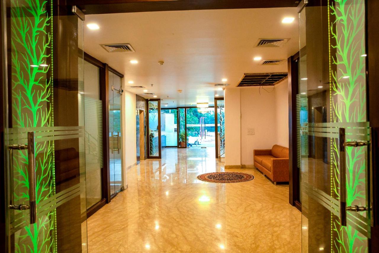 Spree Hotel Agra - Walking Distance To Tajmahal 외부 사진